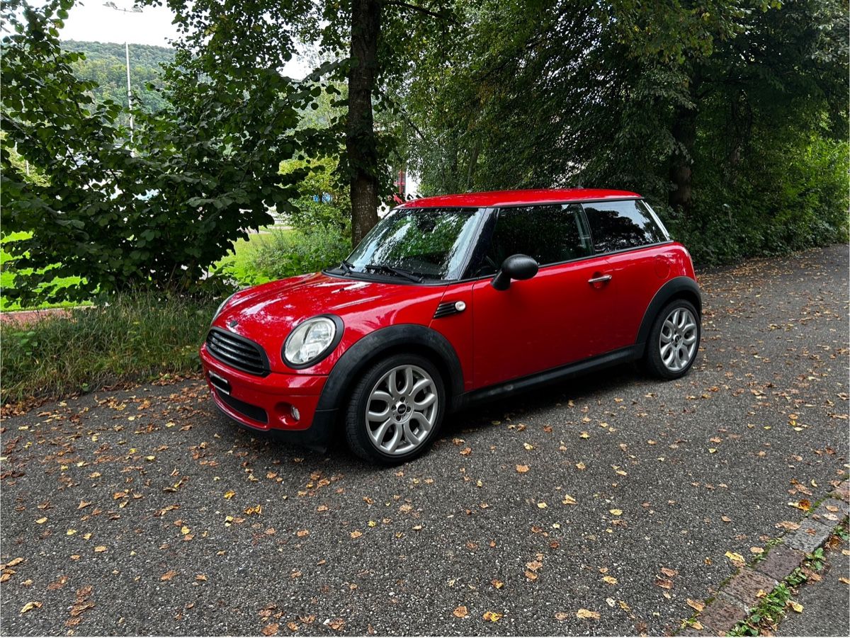 Mini Autos: Mini One (Mit MFK und Service) – D'occasion à Zunzgen par jef_9jr7