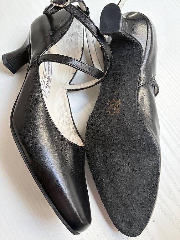 Scarpe da donna: Tanzschuhe Werner Kern Gr.38 – Usato da Jonen venduto da Luzella 2