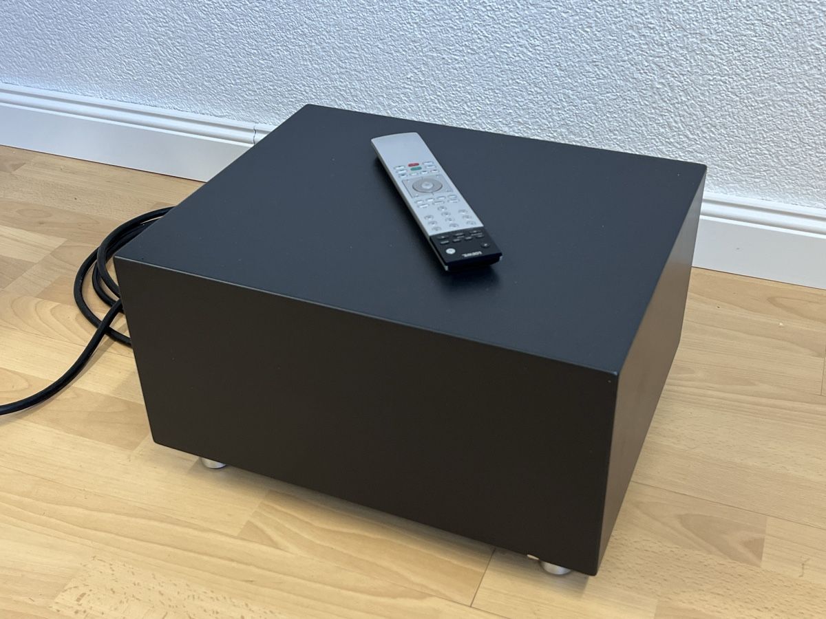 Appareils TV: Loewe Individual 32 Full HD TV mit Sound System – D'occasion à Horgen par Grizzly83 9