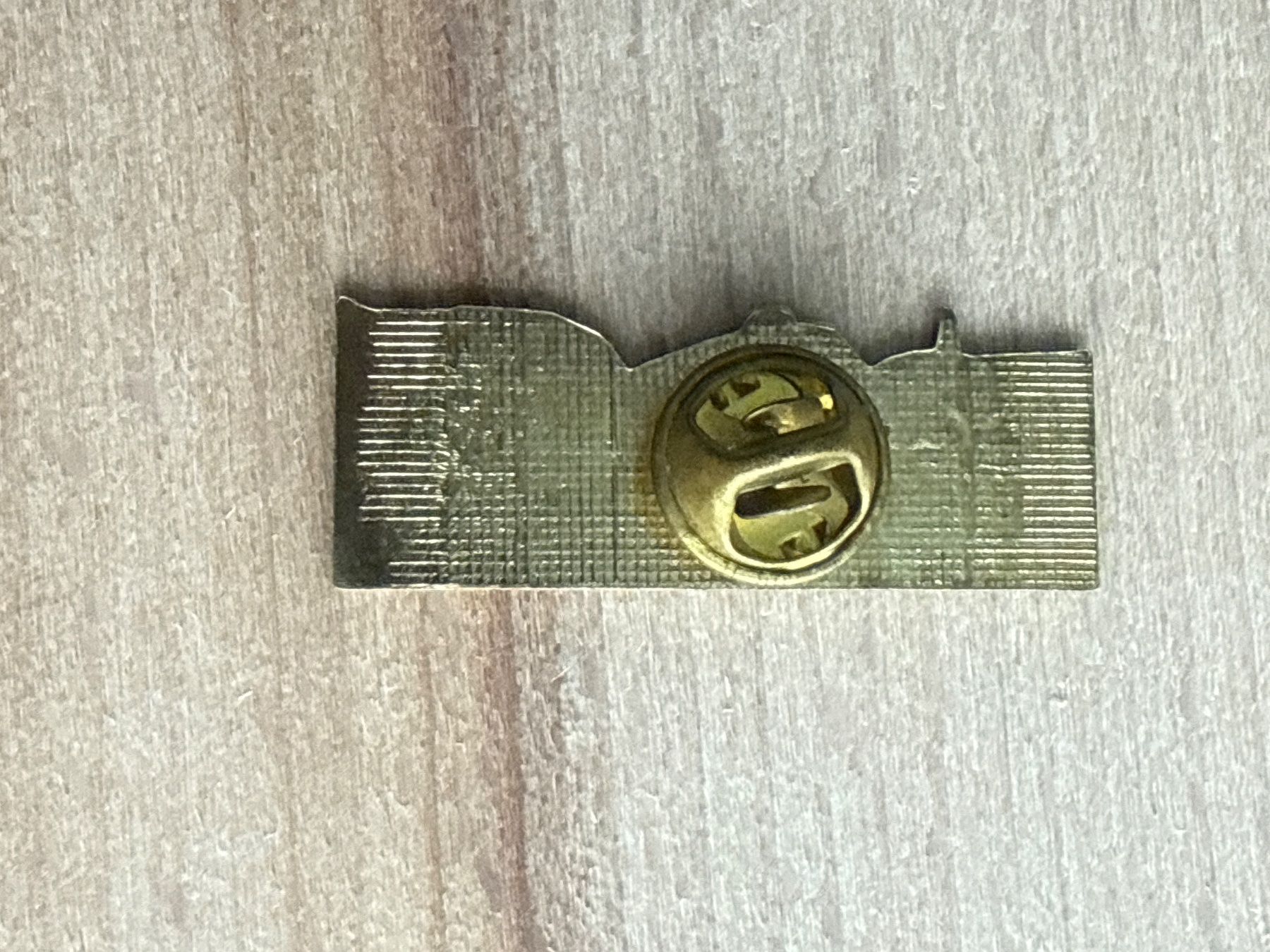 Placchette & Badge: Pin Flugzeug – Usato da Glattbrugg venduto da Schweigmatt 1
