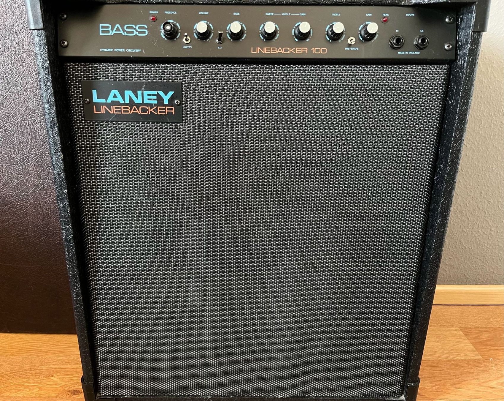 Laney Amplificatori: Ampli Basse Laney Linebacker 100 – Usato da Attalens venduto da dcl3rc99