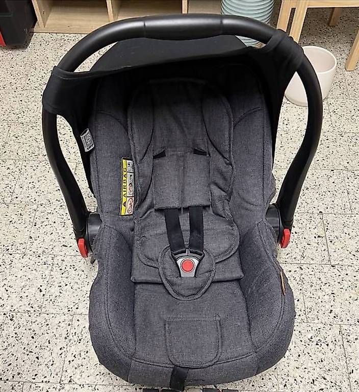 ABC Design Auto-Kindersitze: Babyschale ABC sicher & praktisch – Gebraucht aus Gossau SG von mar_l782