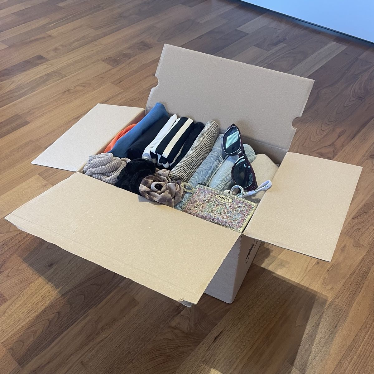 Kleiderpakete: Mystery Box – Gebraucht aus Binz von fab_c5px