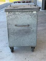 Abfallcontainer
