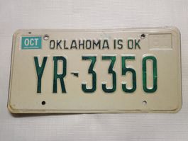 Altes Oklahoma USA Nummernschild YR-3350 von 1981. Top!