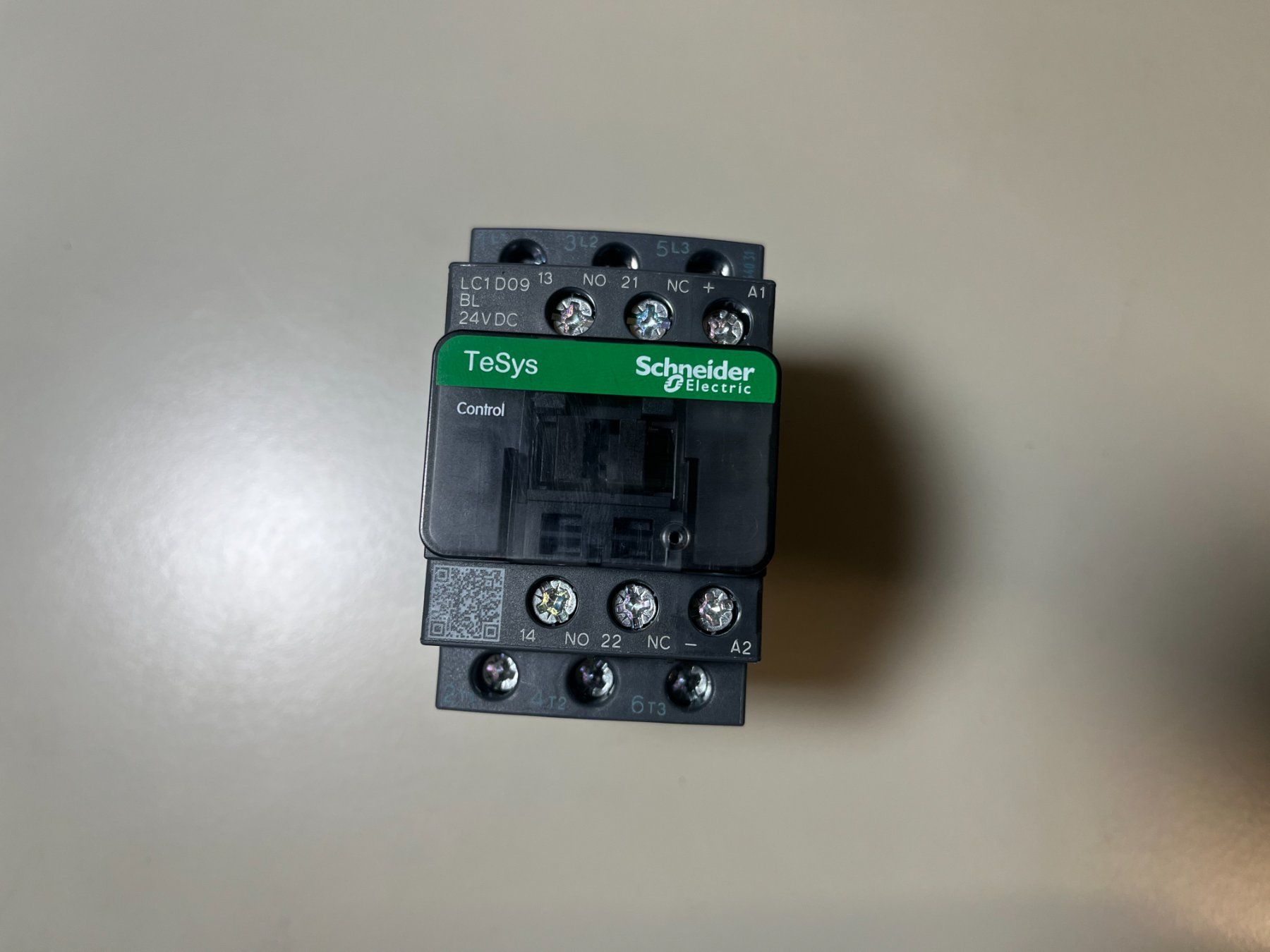 Schneider Componenti elettronici: Schneider Schütz LC1D09 BL 24V DC 2stk. – Nuovo (secondo la descrizione) da Jenaz venduto da Speedy350 1