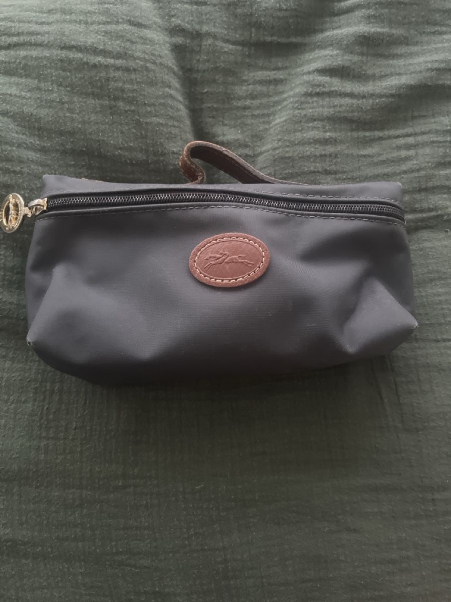 Trousses de maquillage: Longechamp Necessaire – D'occasion à Birsfelden par r_f_y7ry