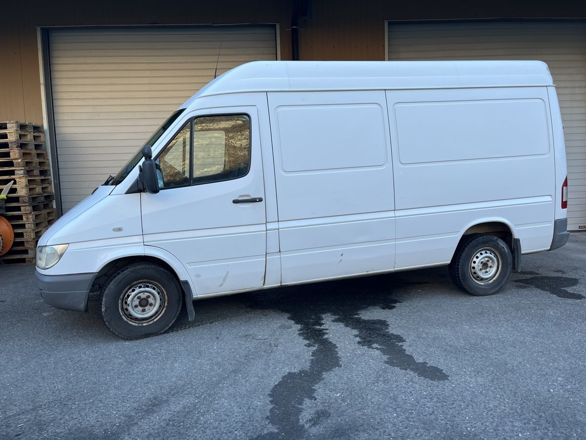 Mercedes-Benz Veicoli commerciali: Mercedes Sprinter 316 CDI Automat – Usato da Sargans venduto da IDA100DISCOUNT 1