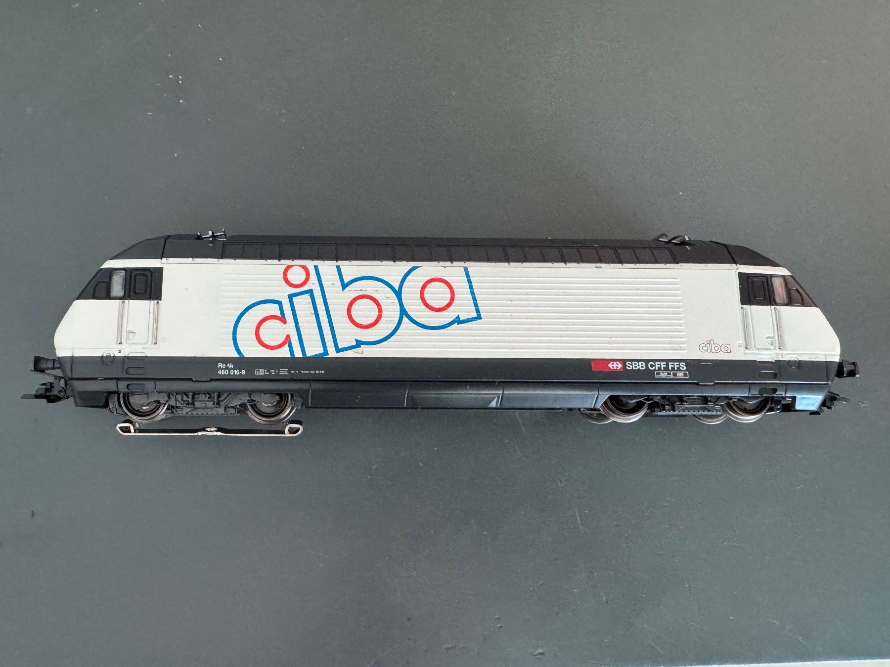 Märklin Modellini di ferrovie: Märklin Re 460 Ciba digital ESU LokPilot 5 – Usato da Köniz venduto da Henebe