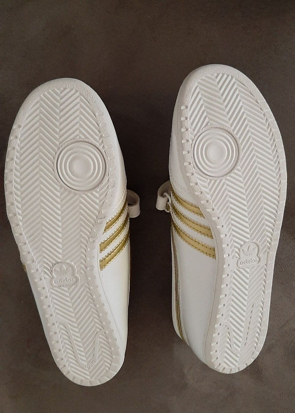 Adidas Scarpe da uomo: Neue, schöne Adidas Schuhe – Nuovo (secondo la descrizione) da Nottwil venduto da Janny77 2