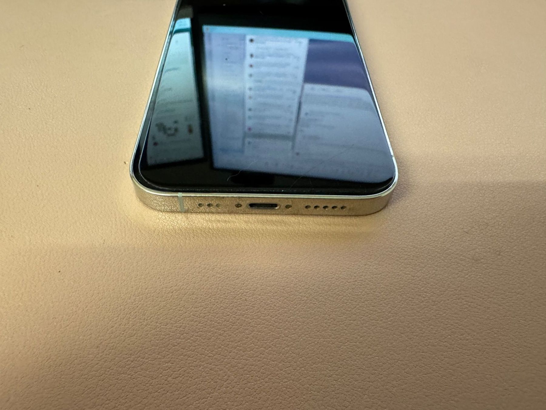 Apple Telefoni cellulari / Smartphones: iPhone 12 Pro Weiss 128 GB gebraucht – Usato da Therwil venduto da Catsoleil 7