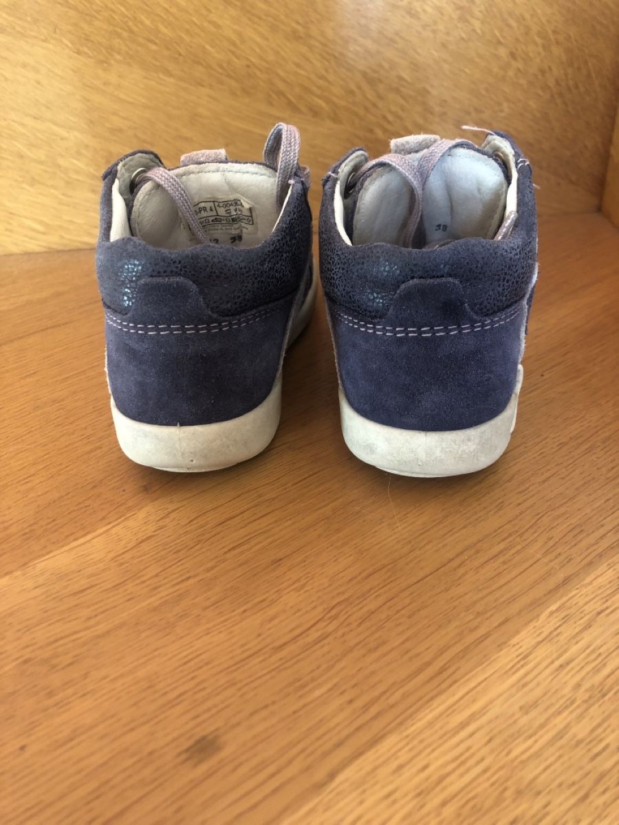 Superfit Schuhe für Jungen: Süsse Mädchen/ Jungen guter zustand - Gr 22 – Gebraucht aus Wettingen von Nini54 1