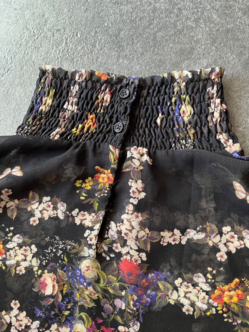 Camicette: Damen Bluse mit Blumenmuster - Größe S – Nuovo (secondo la descrizione) da Kilchberg ZH venduto da Ch.C 5