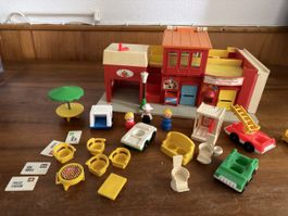 Fisher-Price Play Family Village Spielset 1973-77