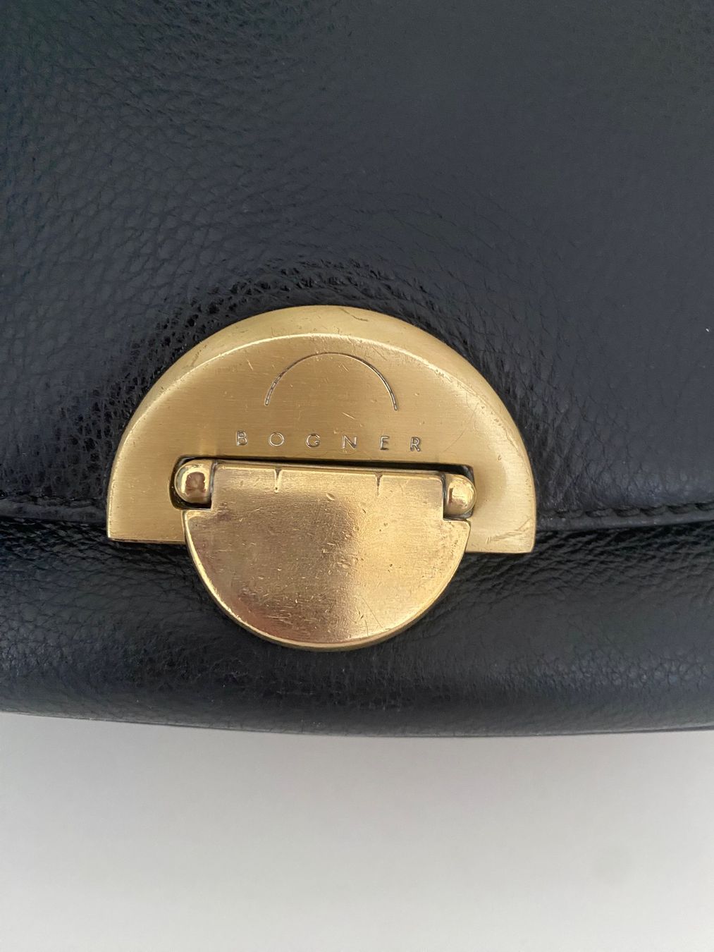Bogner Borse da donna: Edle BOGNER Ledertasche, Schwarz & Gold – Usato da Zürich venduto da ana_7wny 1