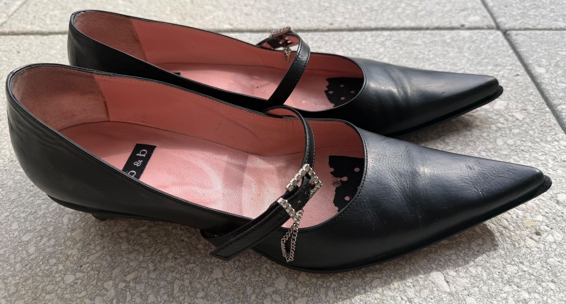 Scarpe da donna: b&b Riemchen-Pumps Leder schwarz Gr. 39 – Usato da Brütten venduto da Rod816 1