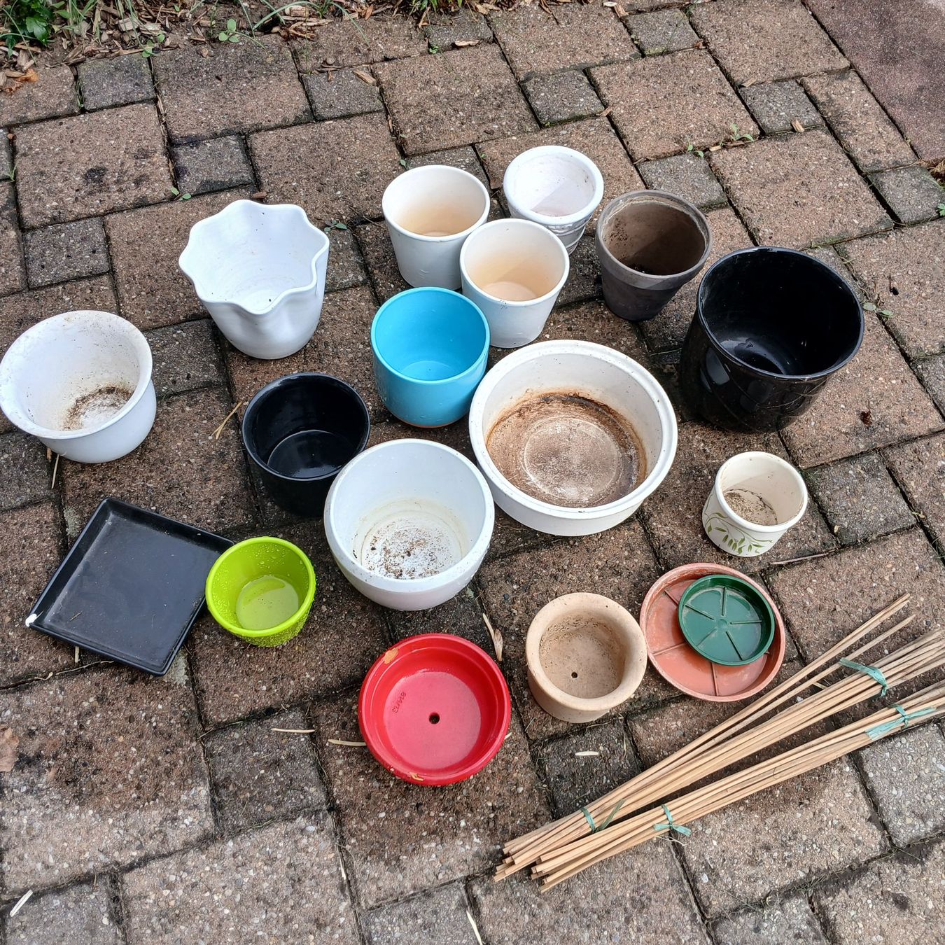 Blumentöpfe: Blumenschalen diverse Grössen – Gebraucht aus Bargen BE von ale_2nhl 2