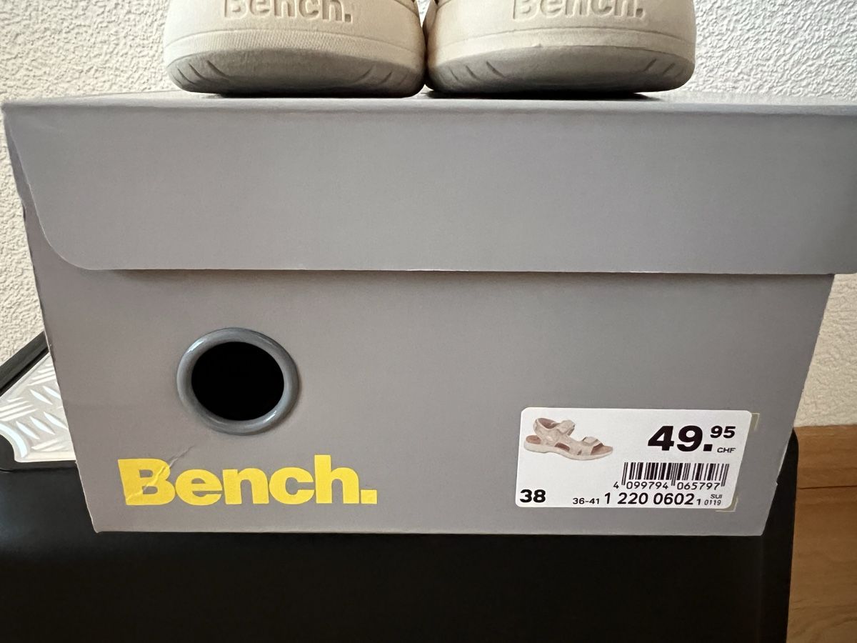 Bench Scarpe da donna: Bench Sandalen beige Grösse 38 – Usato da Stein AG venduto da Anastasia_Asya 3