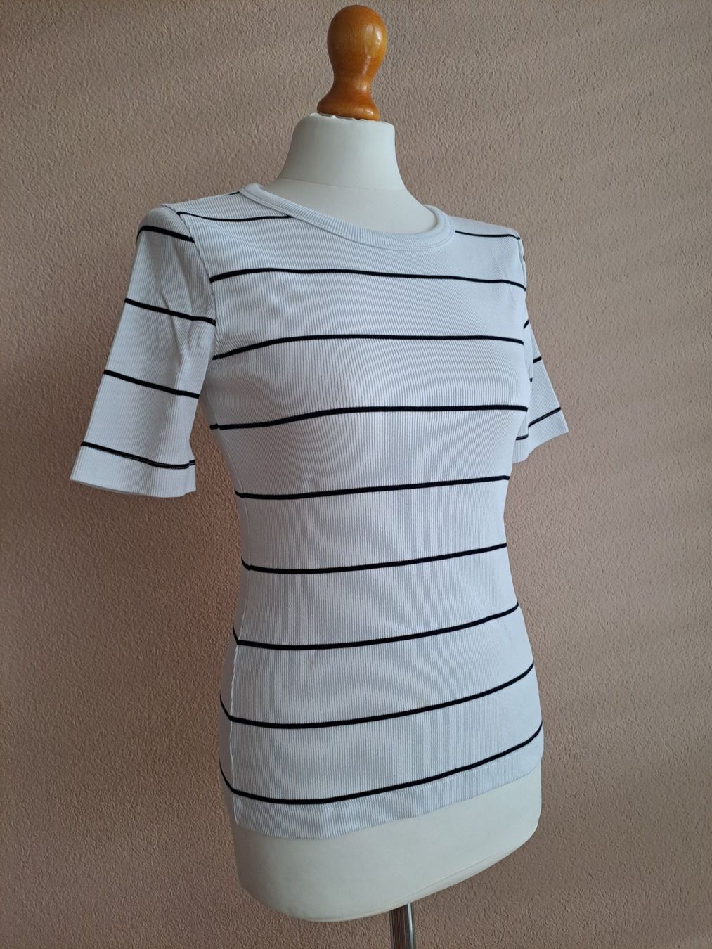 H&M T-shirt: Ripp-Shirt weiss-gestreift H&M M – Usato da Volketswil venduto da ronbons 2