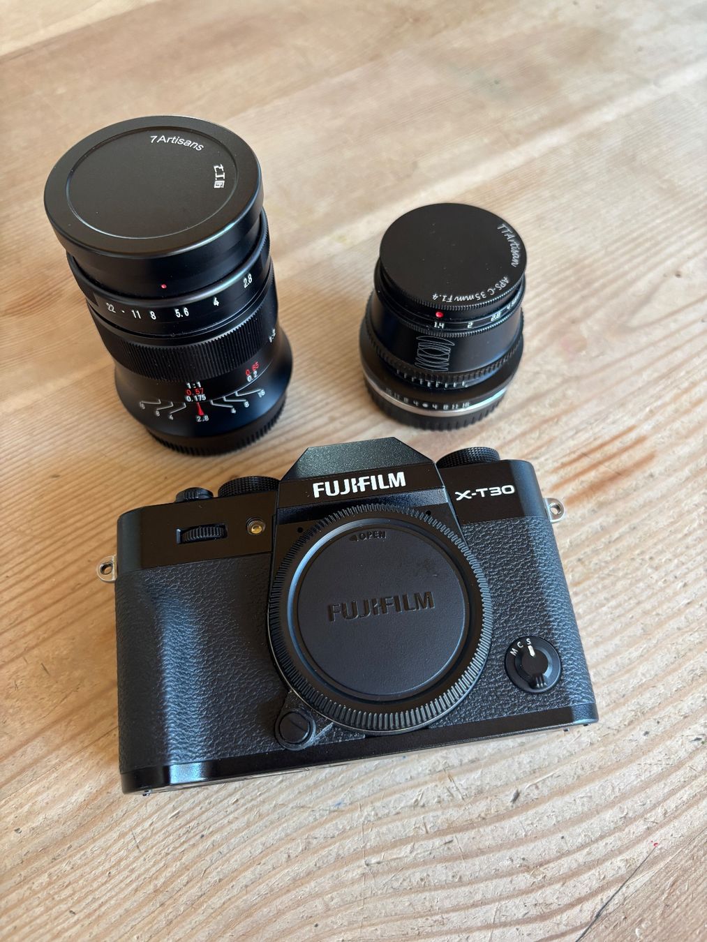 Fujifilm Fotocamera: Fujifilm XT-30 mit 2 Objektiven – Usato da Baltschieder venduto da watchwhims