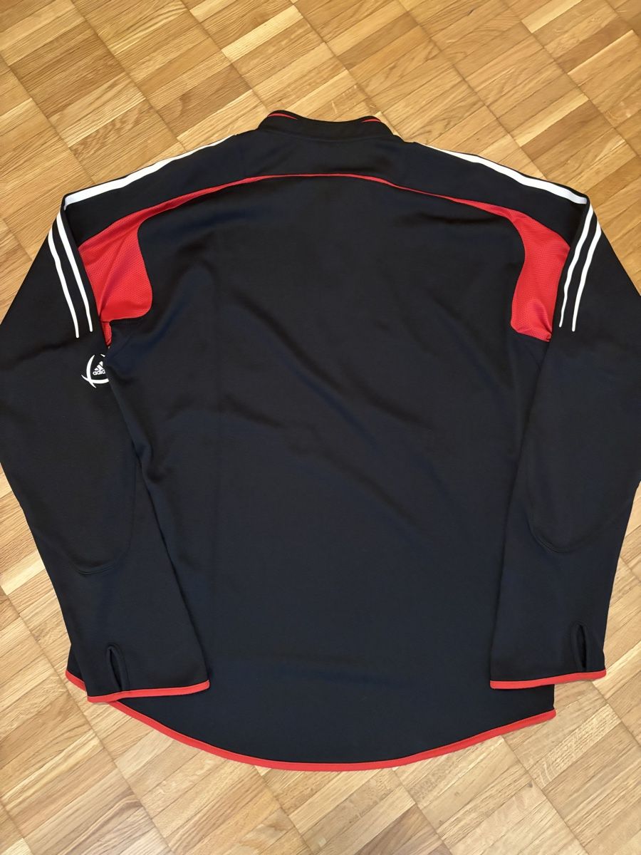Adidas Leibchen & Hosen: Adidas Traineroberteil – Gebraucht aus Zürich von ChampShirts 1