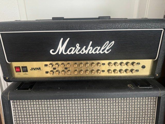 Marshall Amplificatori: Marshall Top JVM 410H und 1960AX Box – Usato da Aarau venduto da Guitar65funk