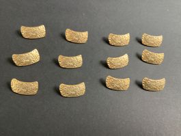 12 Knöpfe aus Metall, goldig, 32 g