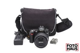 Nikon D90 12.2MP APS-C DSLR @21288 + 18-105mm f3.5-5.6 1636