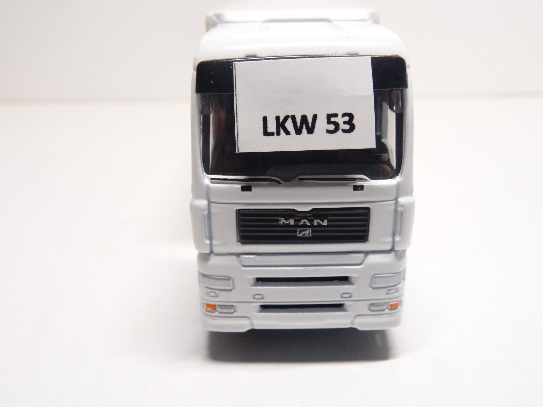 Märklin Modellini di ferrovie: Märklin H0 LKW 52 – Usato da Hochdorf venduto da Teger02 1