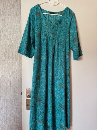 Robe longue en soie, prix baissé 2x