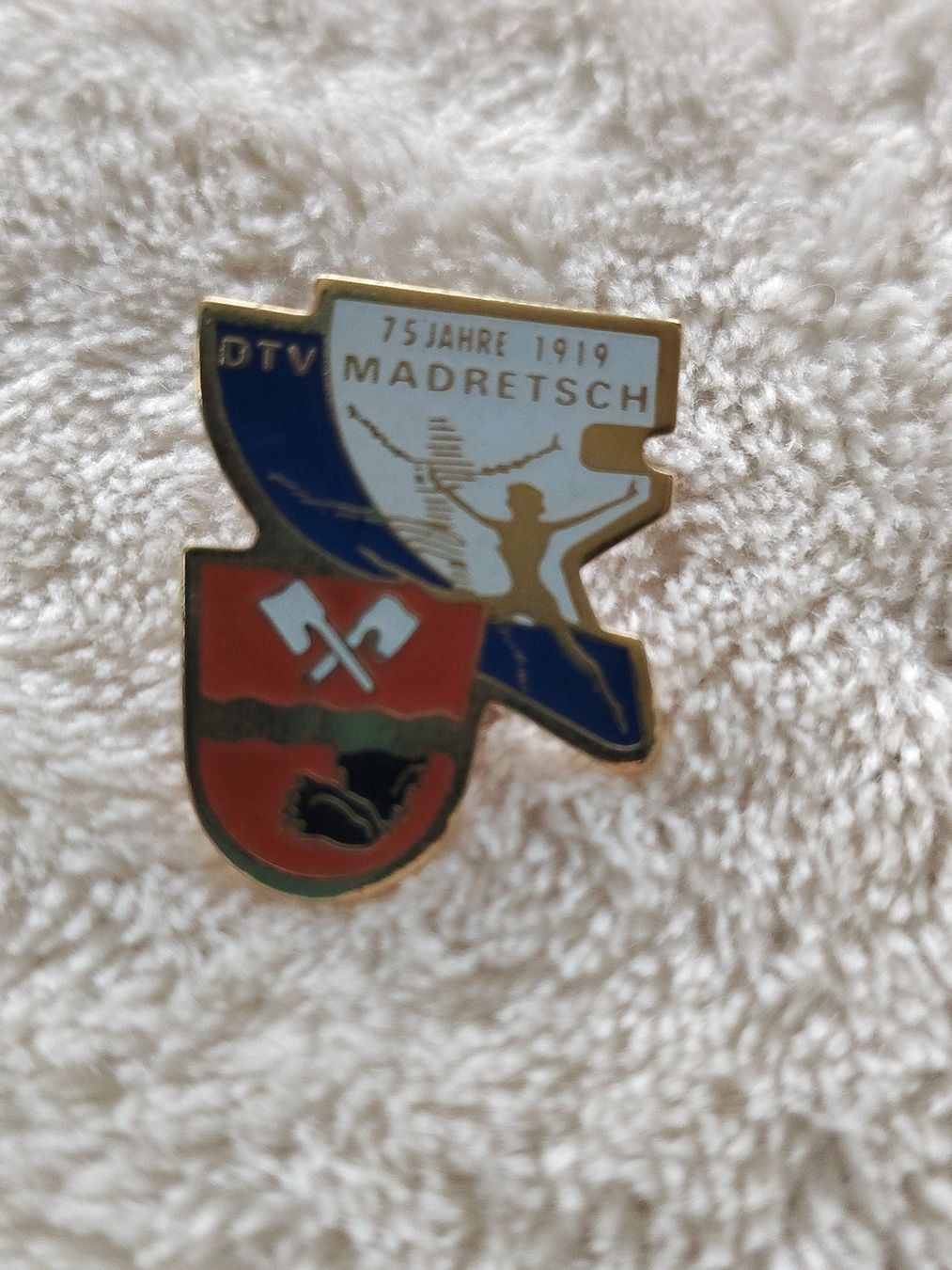 Placchette & Badge: Pin's Gymnastique Bienne Madretsch – Usato da Plagne venduto da gigi204