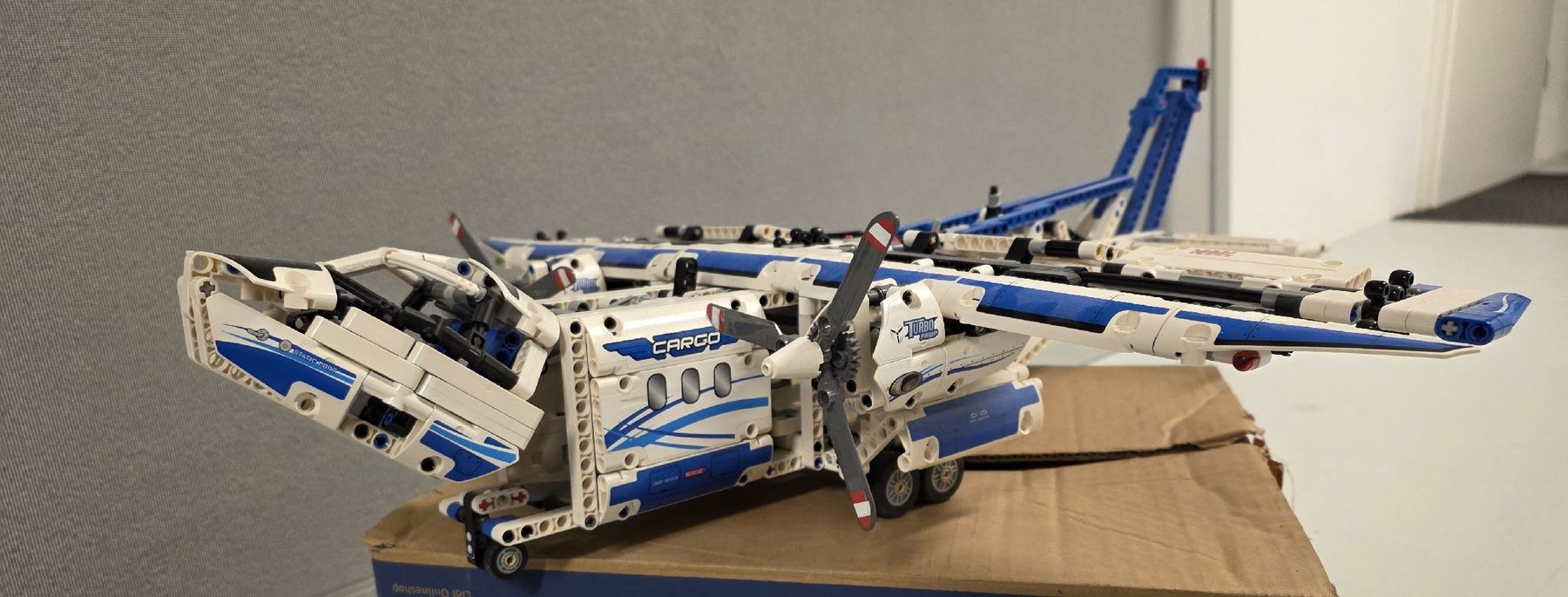 Lego Giocattoli: Lego Technic Frachtflugzeug 42152 – Usato da Möhlin venduto da Hofi61 8