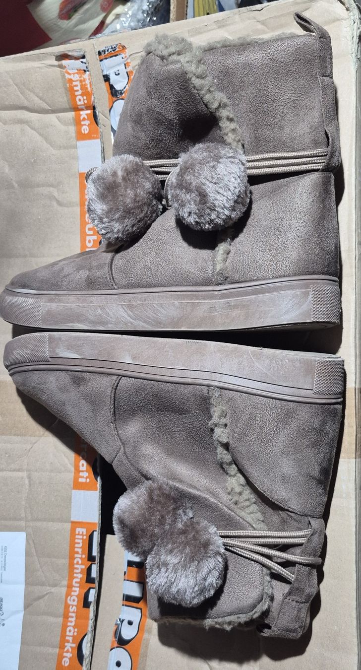 Chaussures femmes: Stiefel – Neuf (Voir description) à Wislikofen par ana_j6bc 3