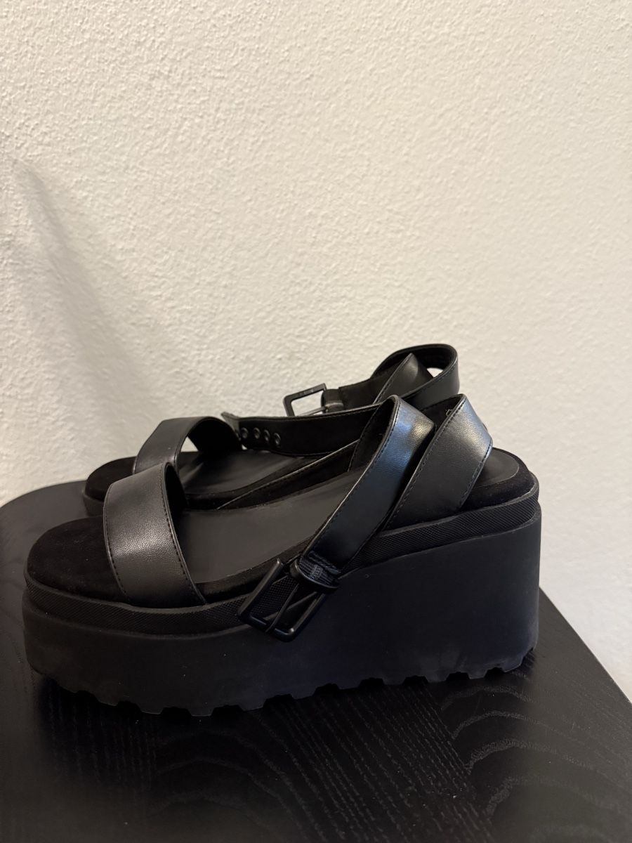 Damenschuhe: Sandali Platform Even&Odd gr. 38 – Gebraucht aus Bioggio von M.M.O 1