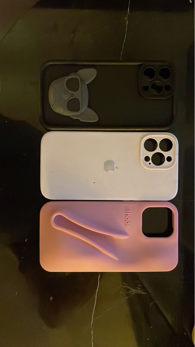 Apple Cover & Protezioni schermo: 3 iPhone 13Pro MAX Schutzhüllen Set – Usato da Spreitenbach venduto da Scofield93