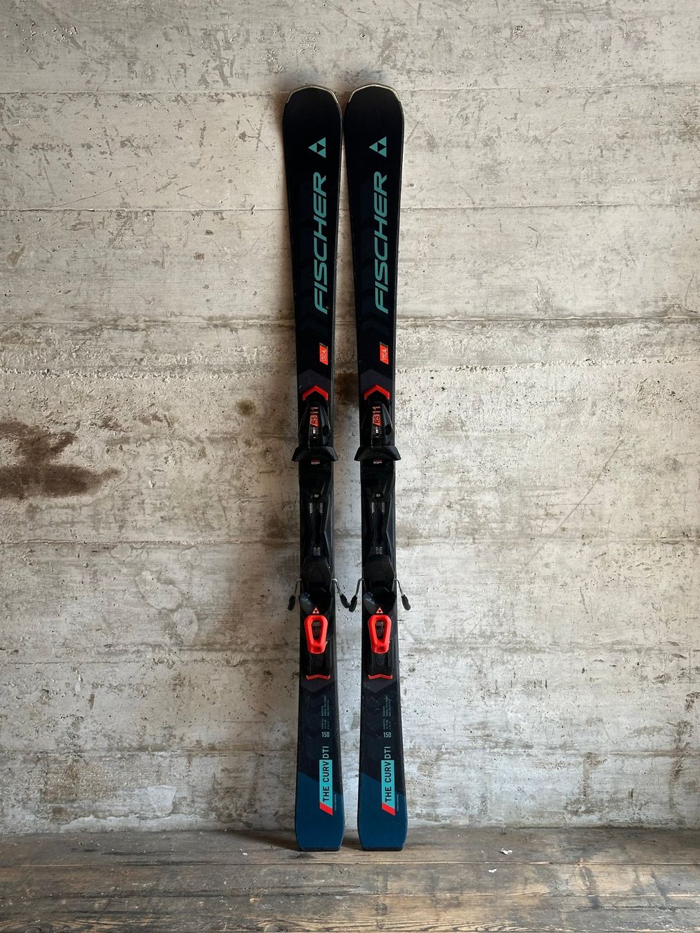 Fischer Sci: Fischer Curv DTI Ski 150cm 2025 – Usato da Emmenbrücke venduto da karkarkar