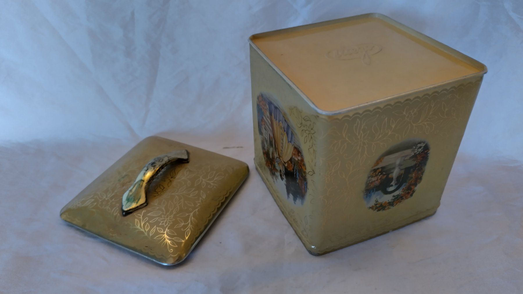 Barattoli: Usego Aluminiumdose / 40er oder 50er Jahre ab Fr. 12.- – Usato da Bellach venduto da JingleJerry 4