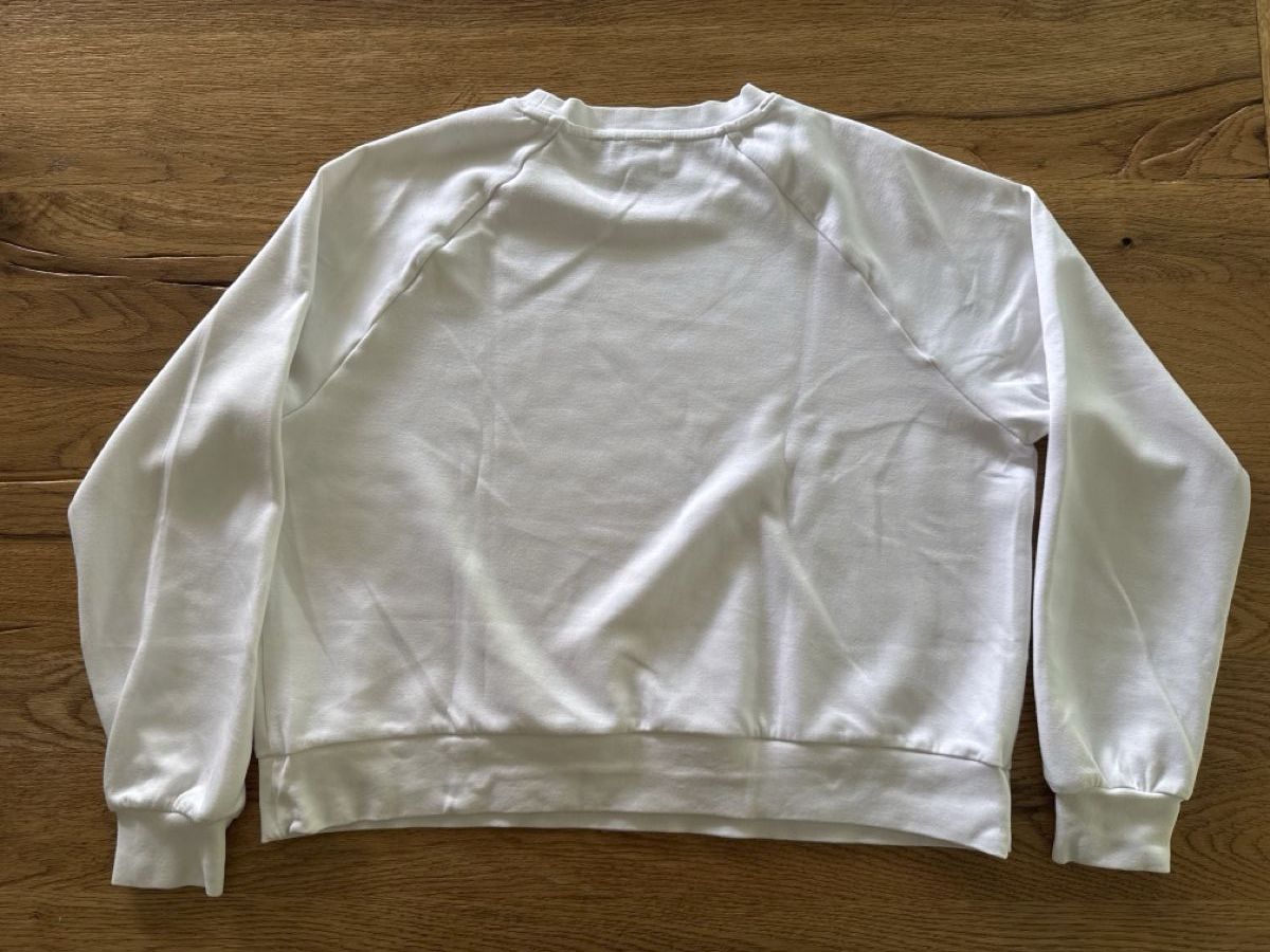 Superdry Pullover & Sweatshirts: Superdry Studios Pullover Weiss Damen Grösse EU 36 – Gebraucht aus Orpund von Tomba34 3