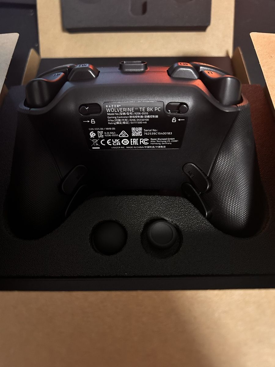 Razer Manettes: Razer Wolverine V3 Tournament Edition 8K PC Controller neu – Neuf avec emballage d'origine à Herisau par ham_78bx 1