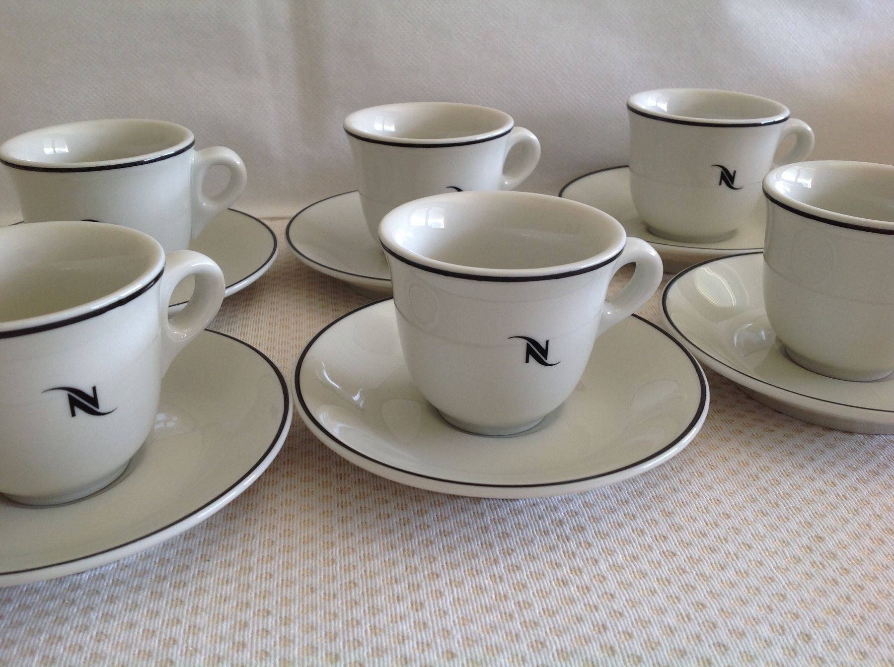 Nespresso Tazze: Nespresso - N - tasses espresso – Usato da Sion venduto da accroshoes 1
