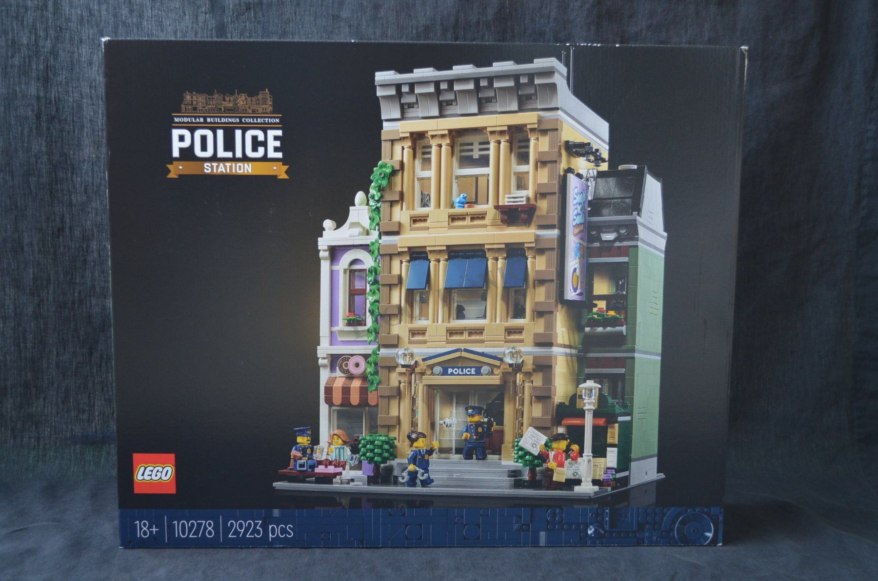 Lego Kit di costruzioni: LEGO 10278 Polizeistation – Nuovo e nell'imballaggio originale da Wetzikon ZH venduto da LegoKoenig 1