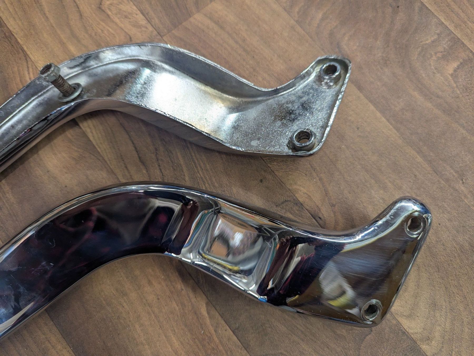 Harley-Davidson Tutti i ricambio per moto: Fender Struts ohne Löcher – Usato da Unterengstringen venduto da Olifant4 1
