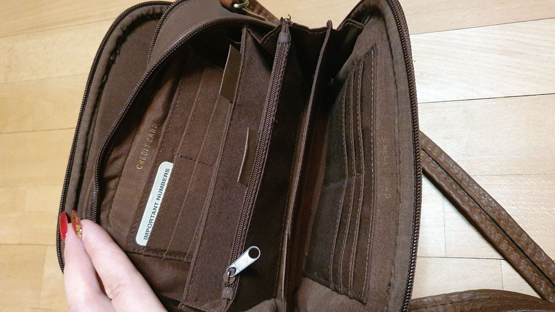 Taschen für Damen: 🌺Kleine Tasche Cherokeeeee🌺 – Neu (gemäss Beschreibung) aus Wald ZH von CapLux 4
