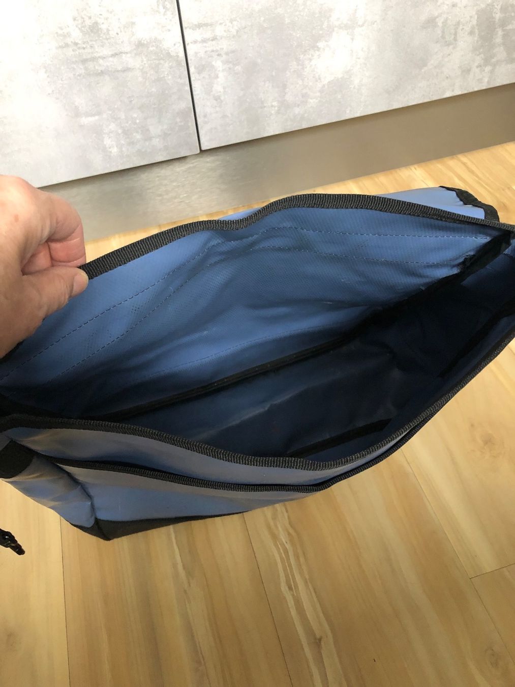 Bree Borse: Bree Tasche Handtasche Reisetasche Blachentasche – Usato da Frauenfeld venduto da Babytimmy 3