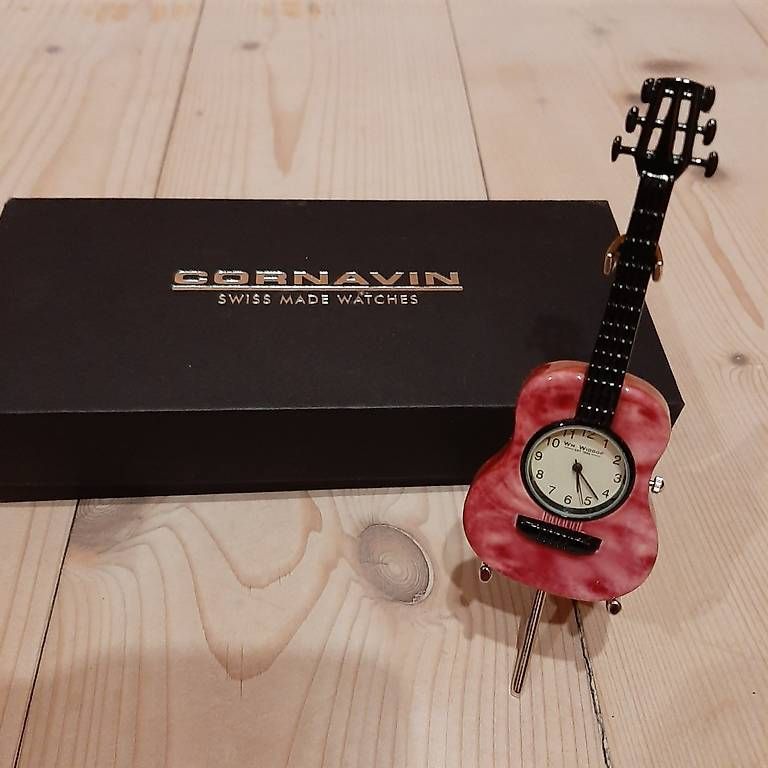 Instrumenten-& Notenständer: Gitarrenuhr mit Ständer – Gebraucht aus Schafisheim von annina55