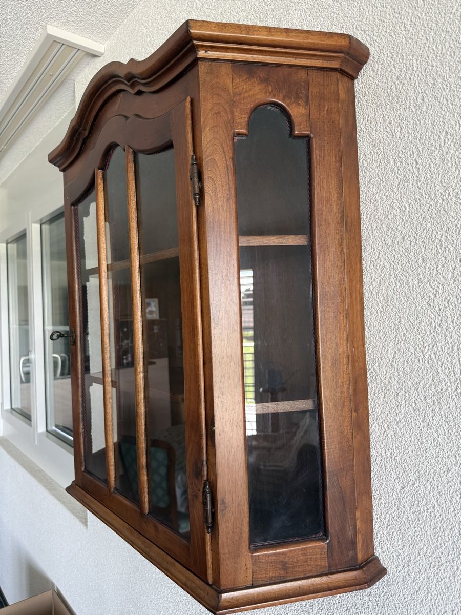 Vitrinen: Vitrine  – Gebraucht aus Birchwil von Giantomaso 2
