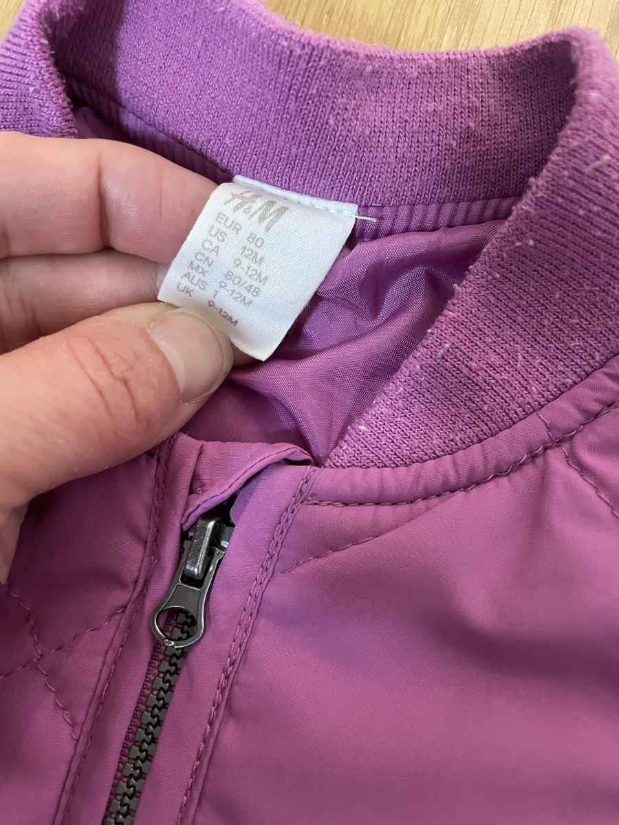 H&M Giacche & Cappotti: Watierte Baby Jacke – Usato da Ennetbaden venduto da Mentos07 1