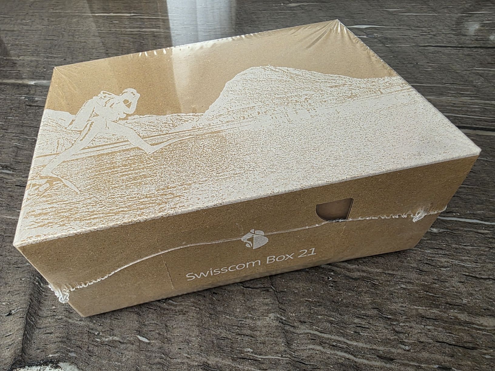Swisscom Systèmes audio & multimédias: Swisscom TV Box 21 - NEU & Original verpackt! – Neuf avec emballage d'origine à Romanshorn par deadend_dreaming 1