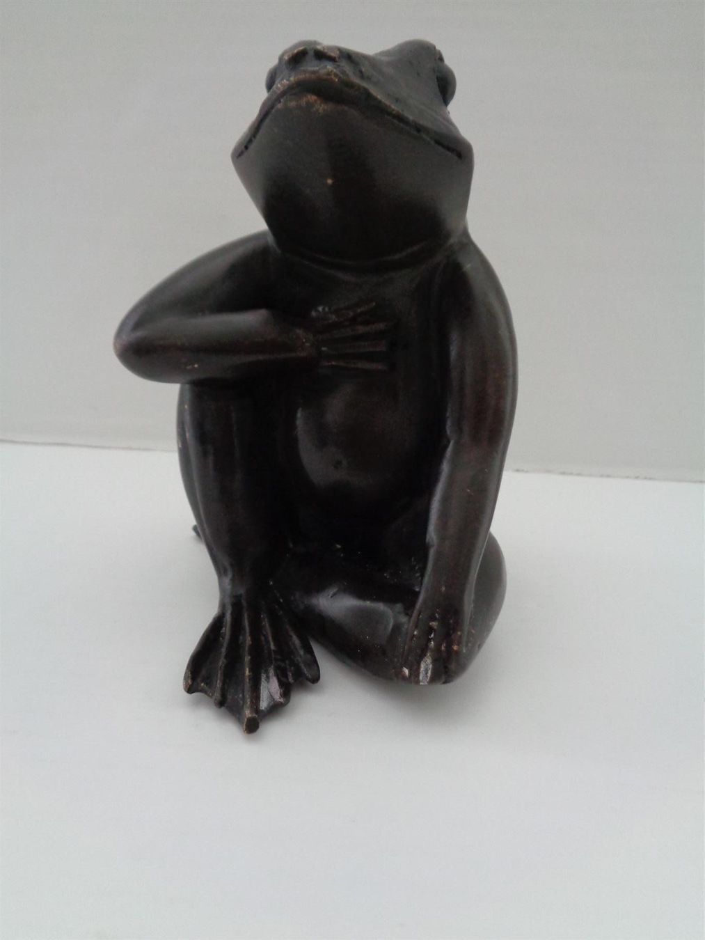 Skulpturen & Statuen: Sitzender Frosch aus Bronze – Gebraucht aus Chur von omonia 1