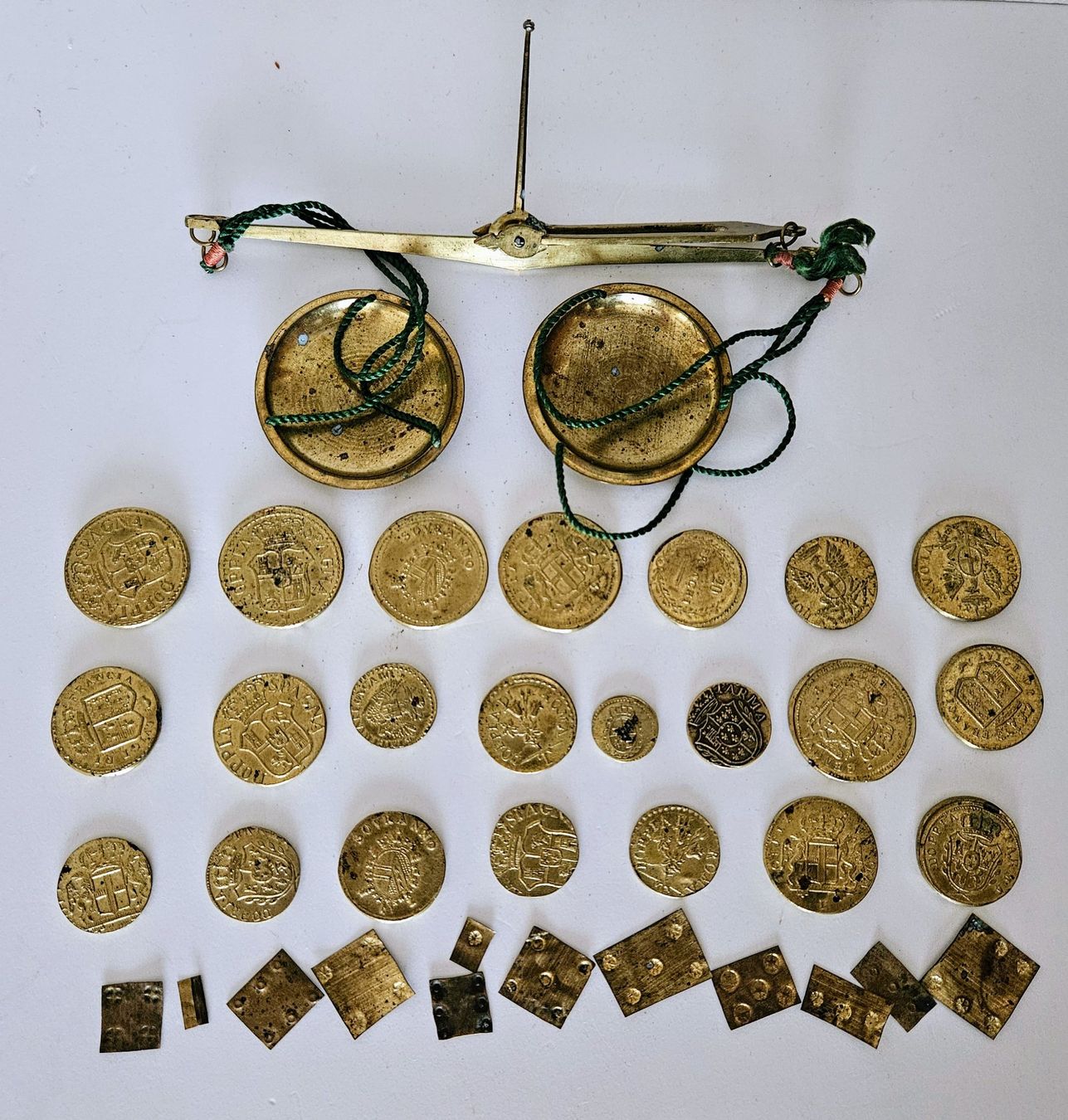 Sculture & Statue: Münzwaage um 1800 – Usato da Lugano venduto da Numisartes 1